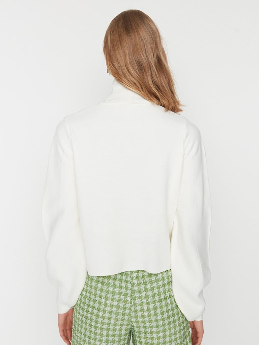 Loose V-neck T-shirt #03