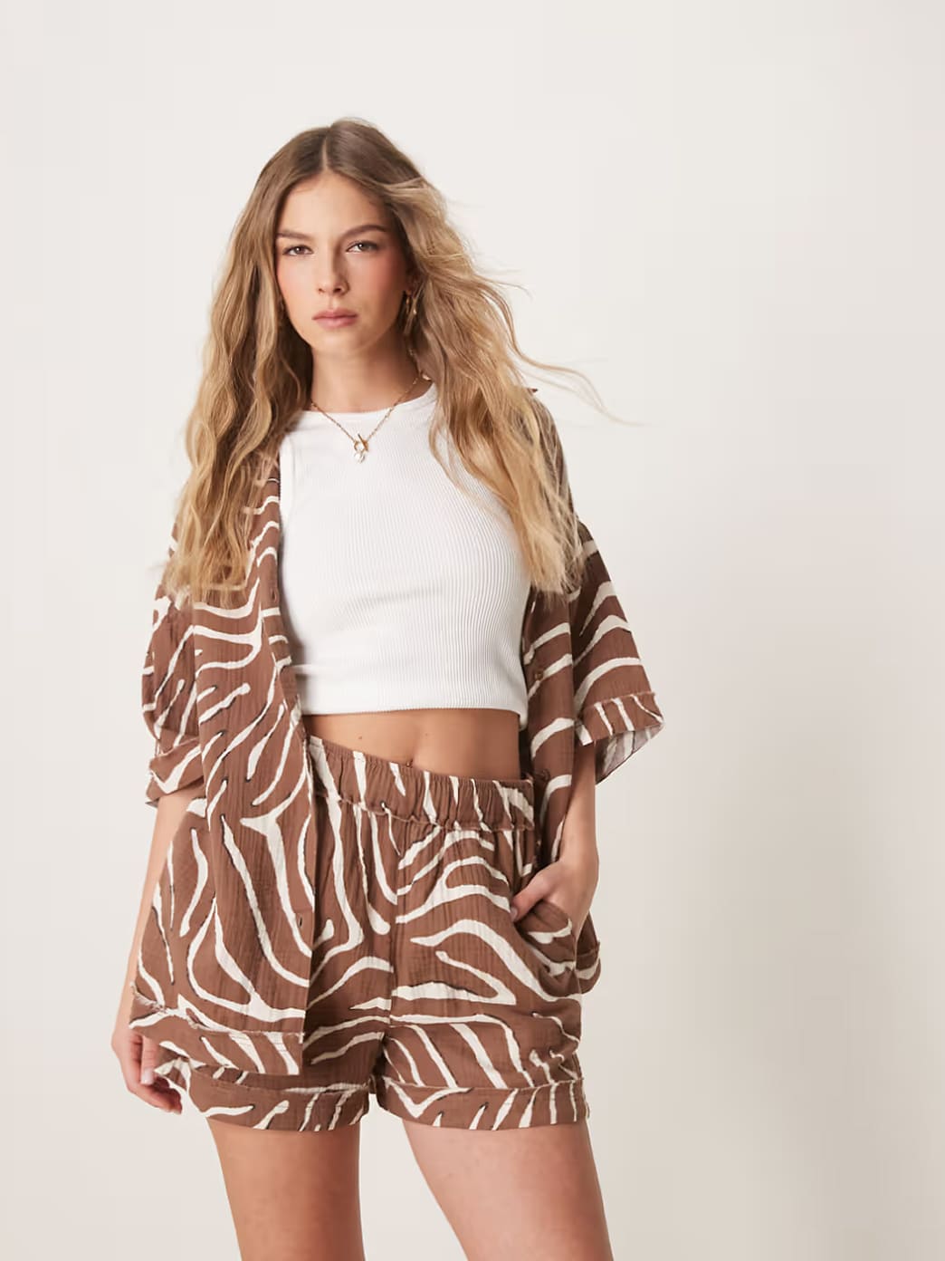 Nike Sportswear Tee Shirts #04